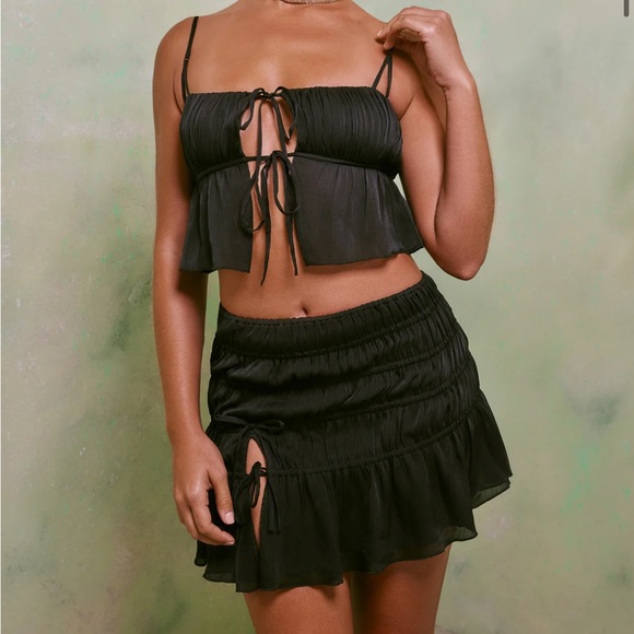 Oh Polly Shirred Tie Up Front Crop top in Black & Mini Skirt in Black size 2 - Picture 2 of 2